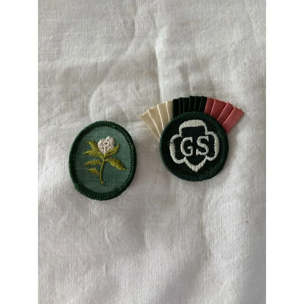 Lot Of Two Girl Scout Patches Perfect‎ Condition